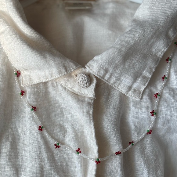 Elegant Pearl and Pink Flower Necklace - Picture 3 of 6